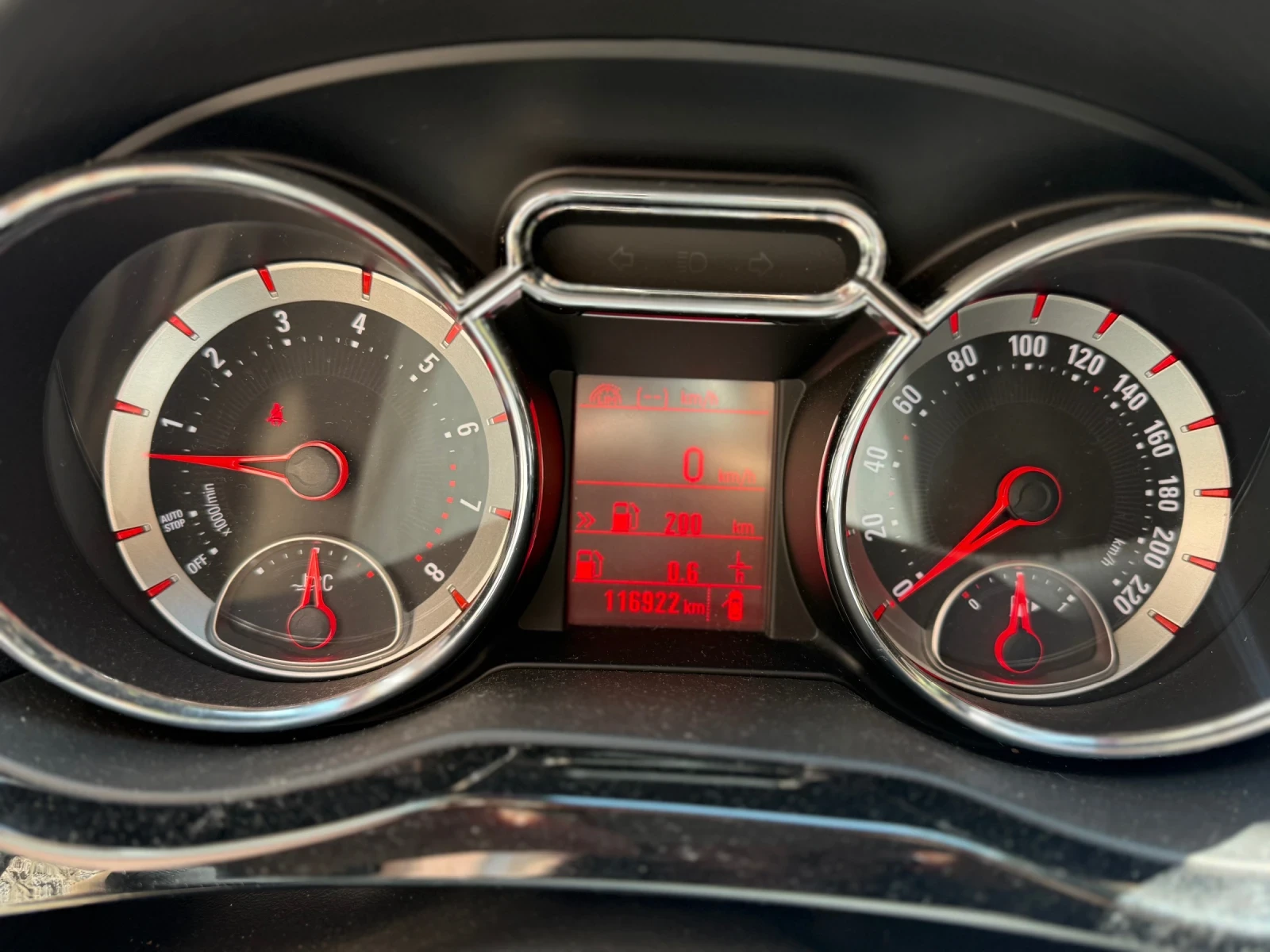 Opel Adam 1.4, снимка 10 - Автомобили и джипове - 54974634