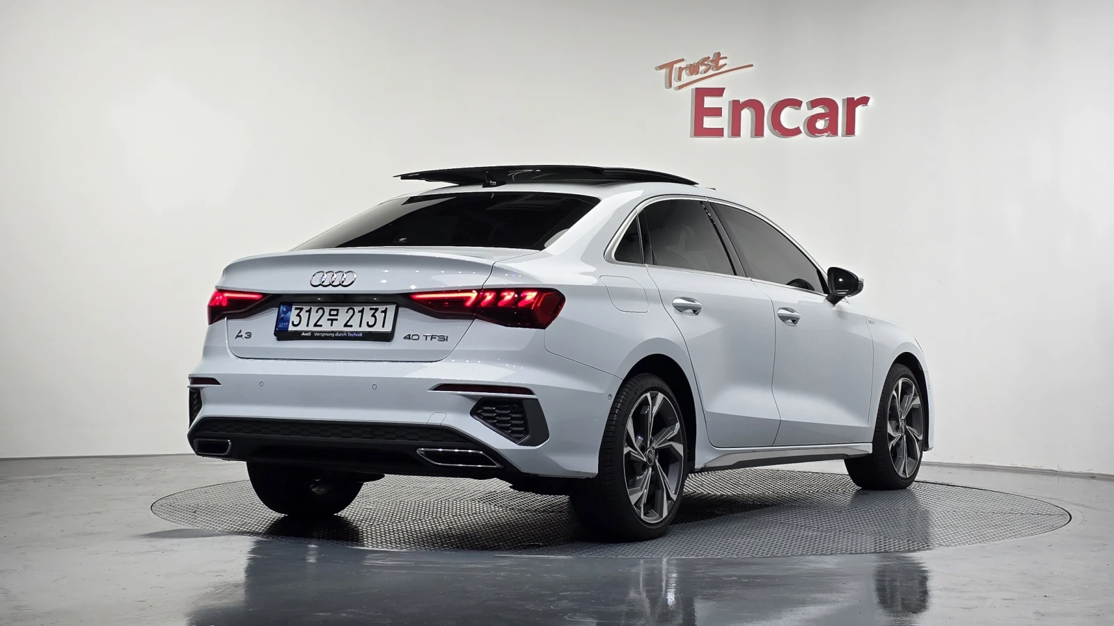 Audi A3 40 tfsi premium без инцидент, снимка 3 - Автомобили и джипове - 55322751