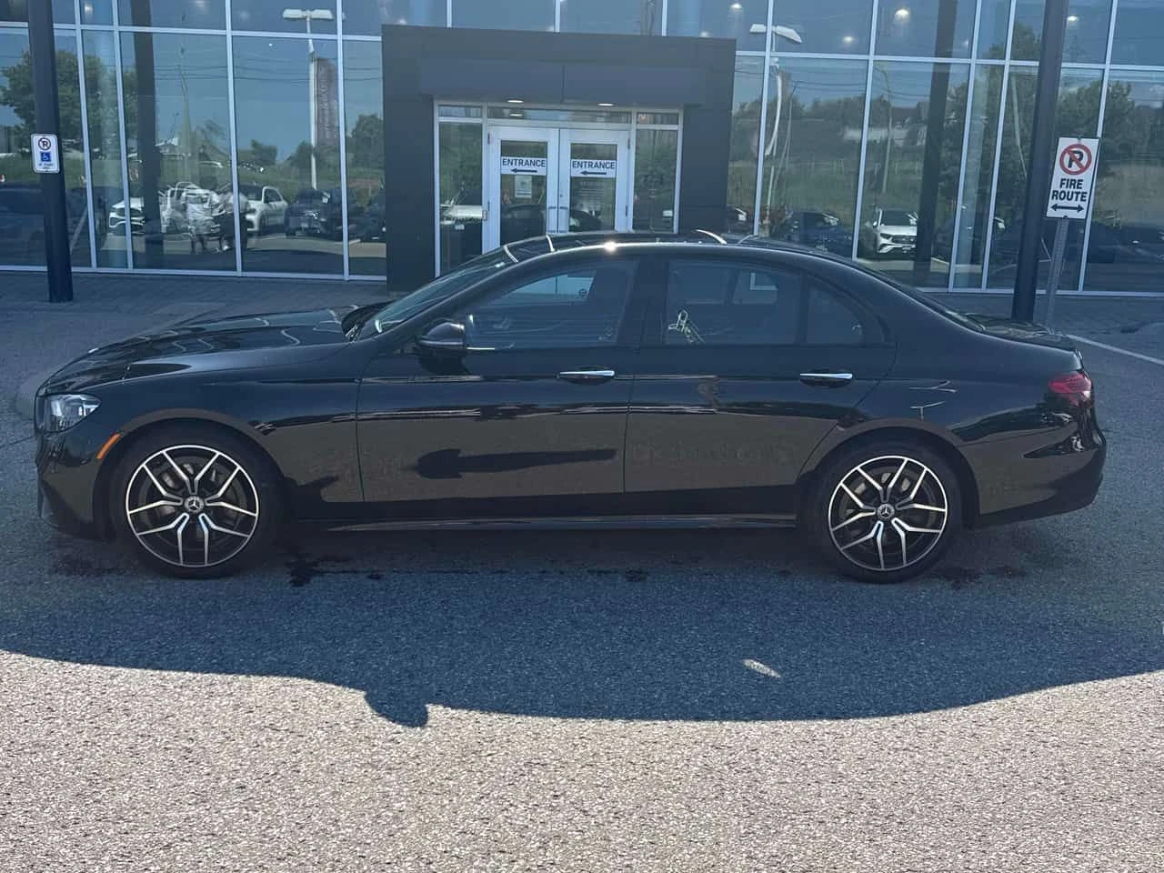 Mercedes-Benz E 450 * CARFAX * ОПЦИЯ ЗА ФИНАНСИРАНЕ, снимка 11 - Автомобили и джипове - 55399147