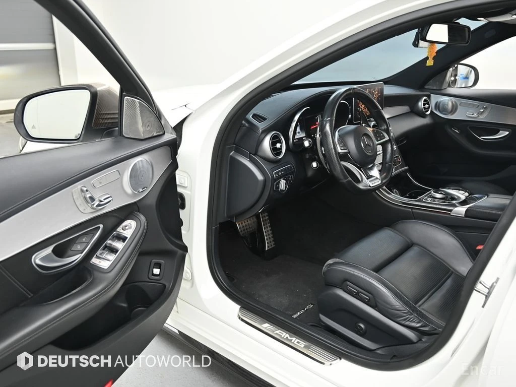 Mercedes-Benz C 63 AMG BURMESTER* BUCKET* SEATS* ХЕДЪП* 360КАМЕРА* , снимка 6 - Автомобили и джипове - 55624222