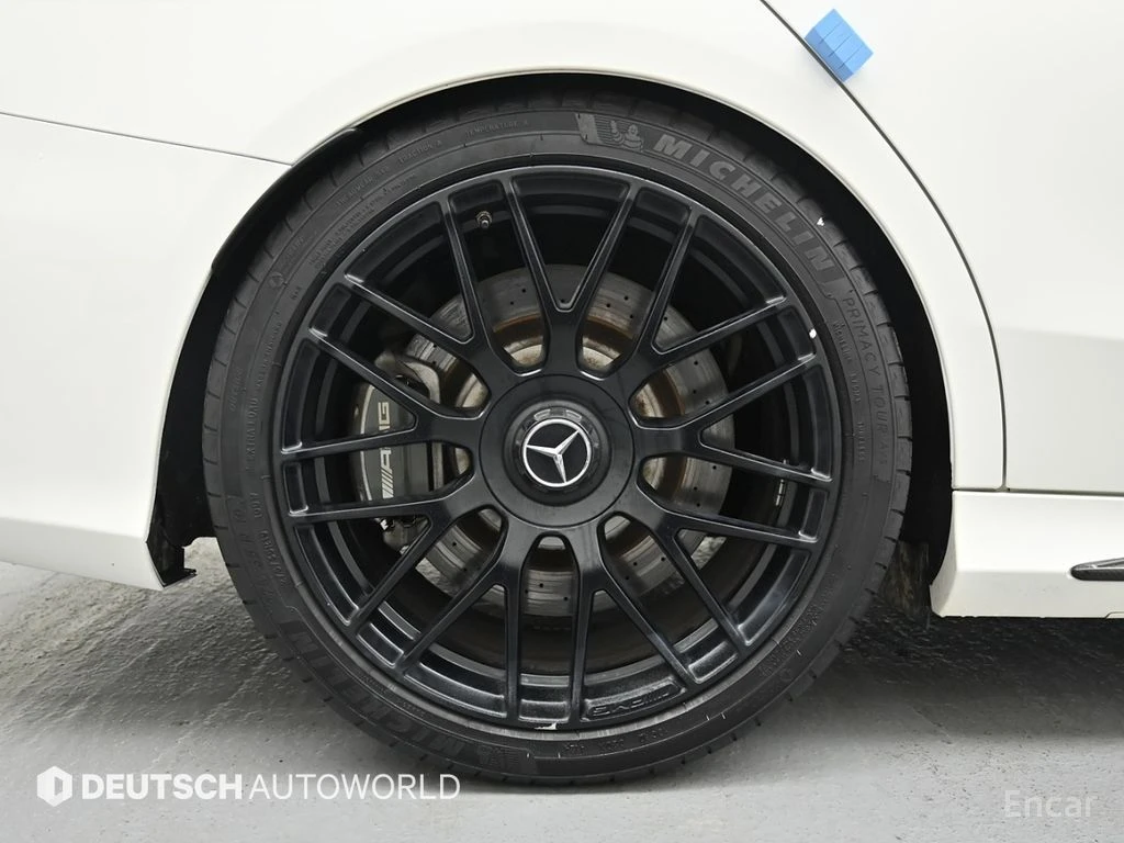 Mercedes-Benz C 63 AMG BURMESTER* BUCKET* SEATS* ХЕДЪП* 360КАМЕРА* , снимка 5 - Автомобили и джипове - 55624222