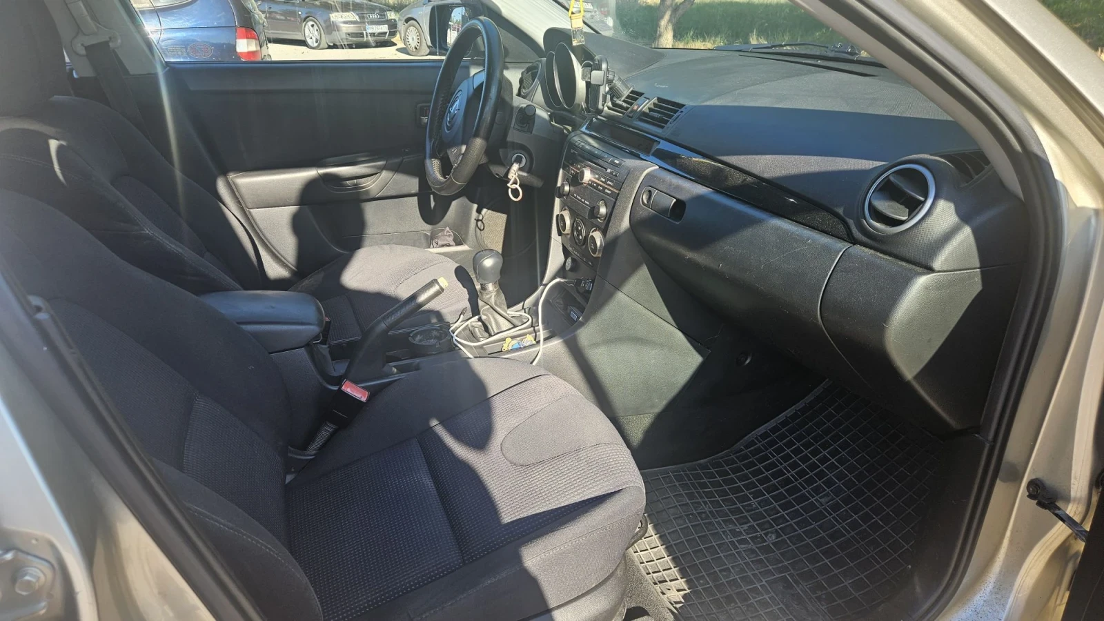 Mazda 3, снимка 7 - Автомобили и джипове - 55709509