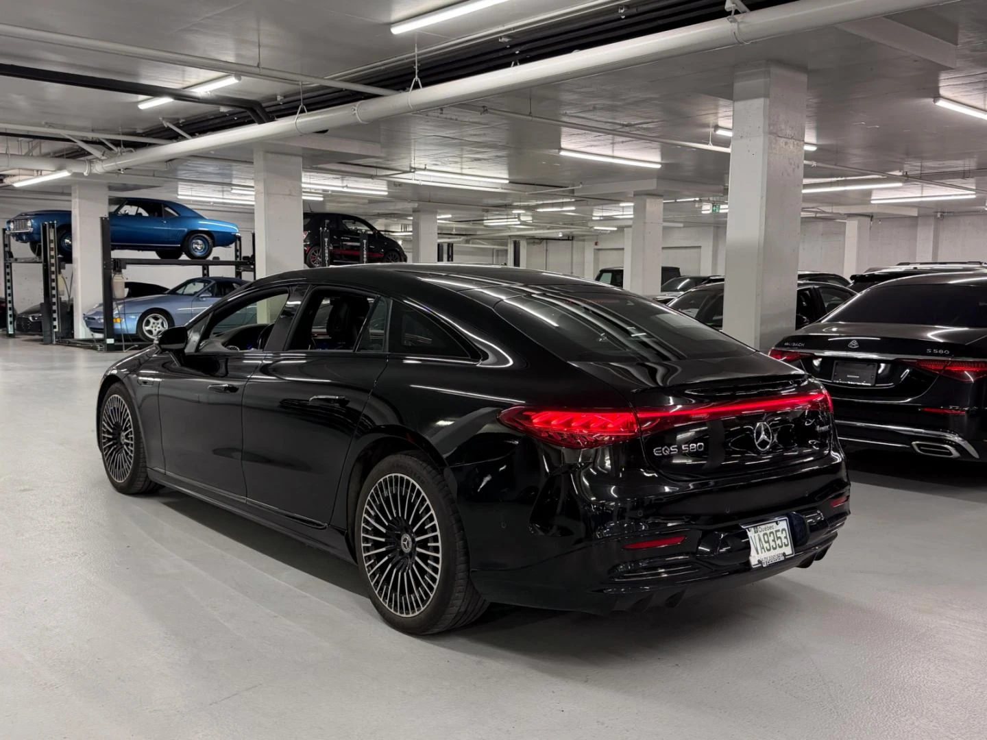 Mercedes-Benz EQS 580* AMG* Night-Pack* Distr* Hyperscreen* Burm* �� | Mobile.bg � ����������� 4