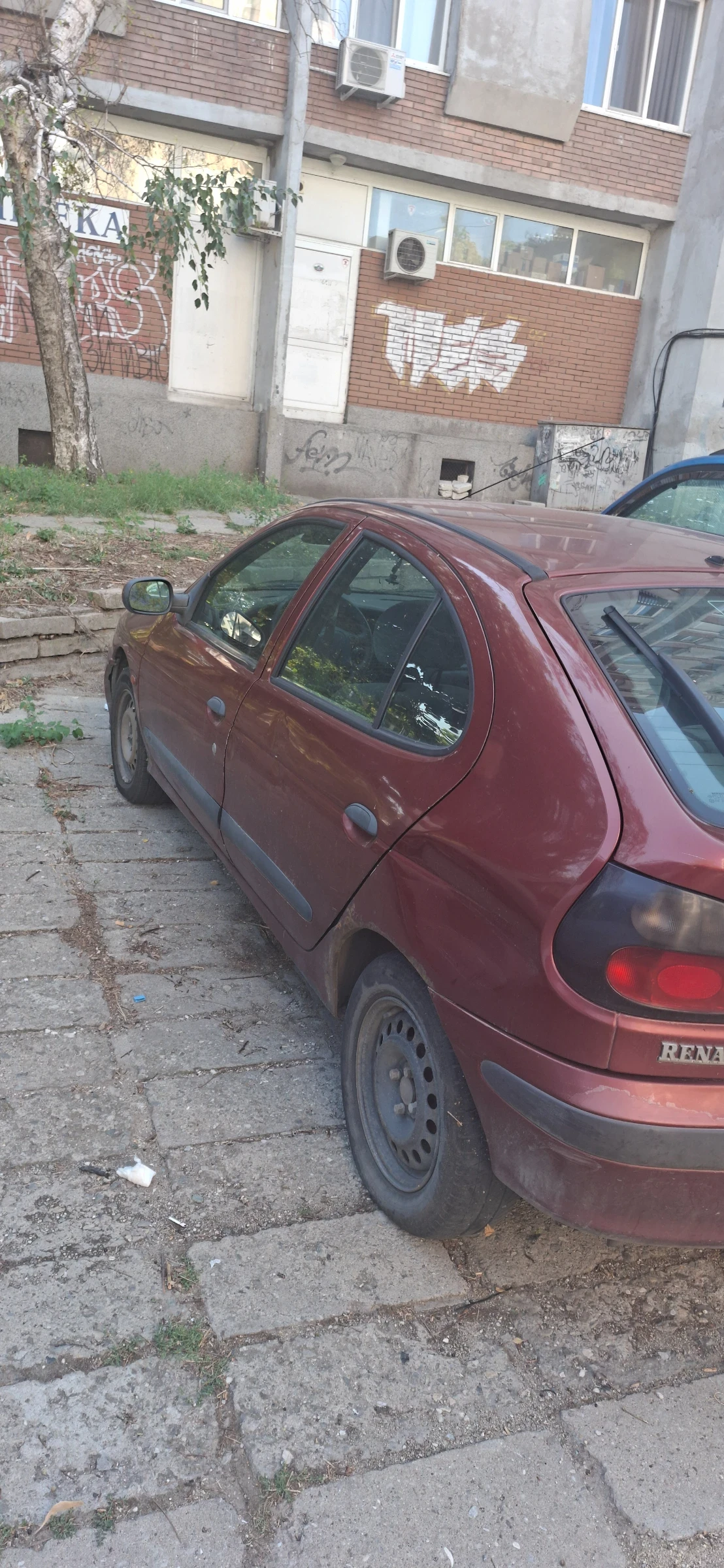 Renault Megane, снимка 3 - Автомобили и джипове - 56210313