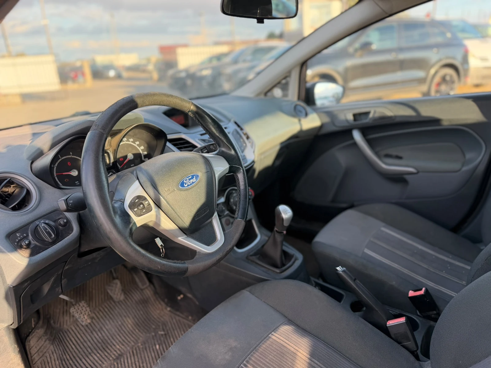 Ford Fiesta / 1.2I / TITANIUM /, снимка 9 - Автомобили и джипове - 56214808