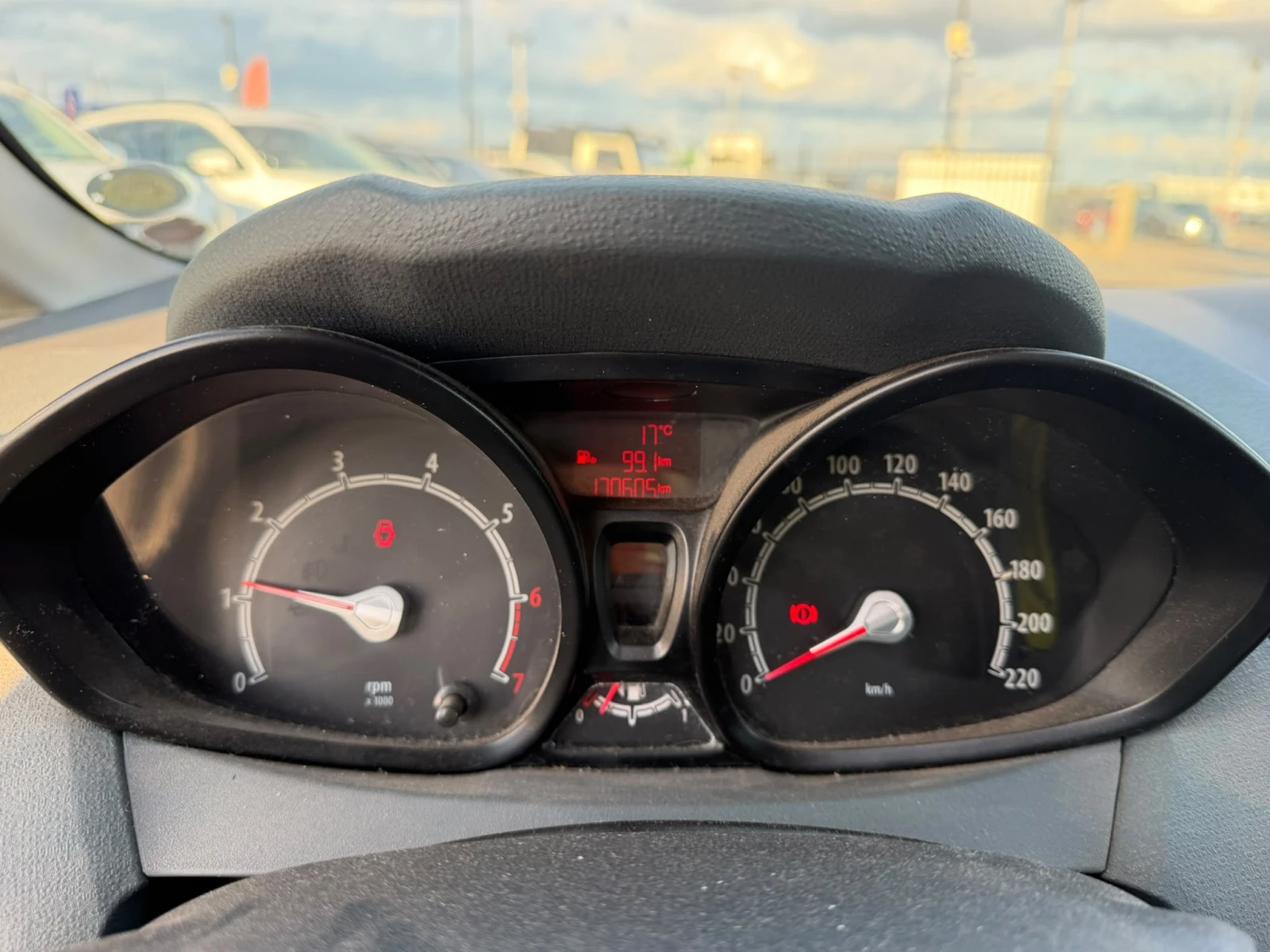 Ford Fiesta / 1.2I / TITANIUM /, снимка 15 - Автомобили и джипове - 56214808