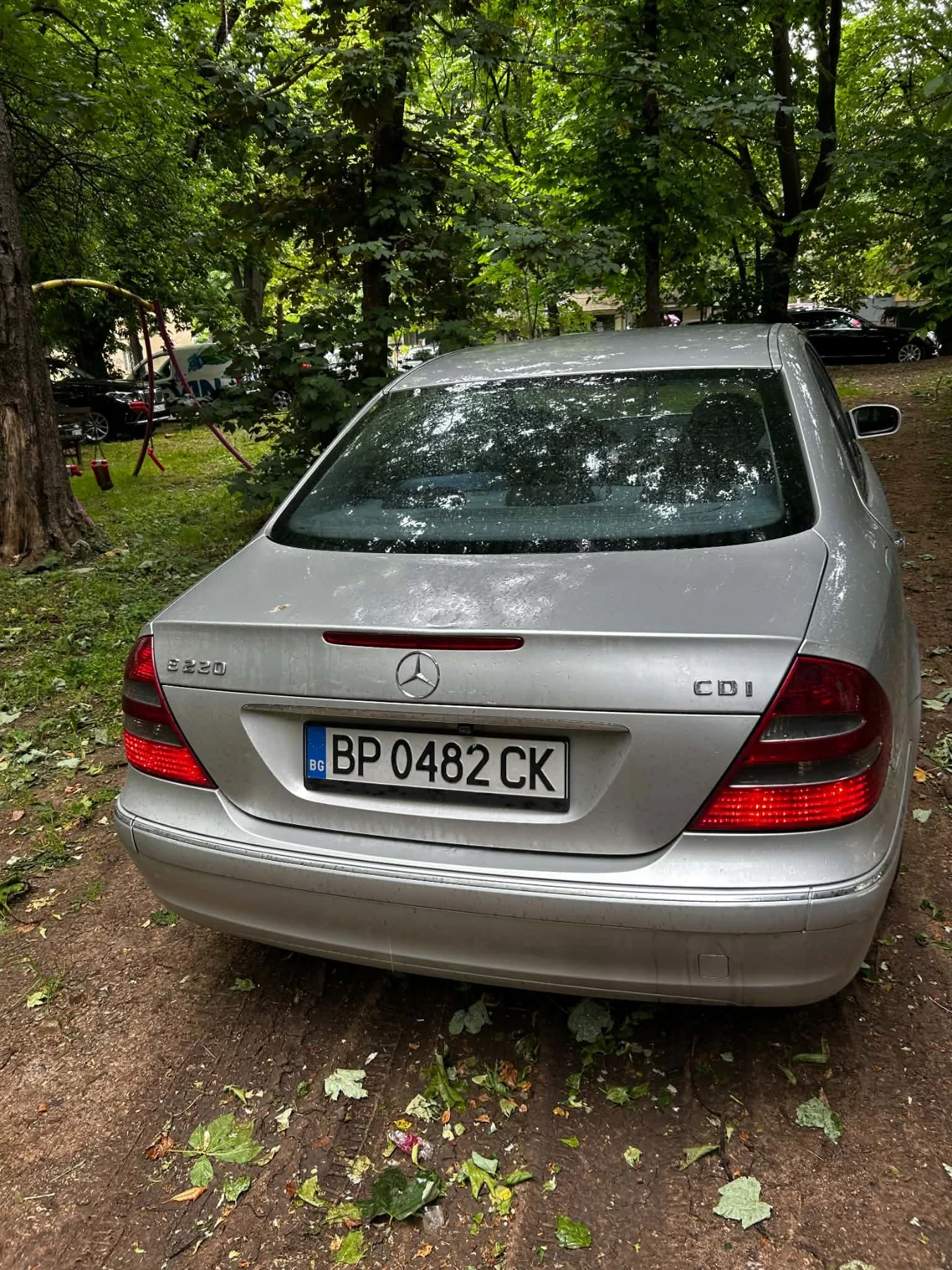 Mercedes-Benz E 220 2.2 CDI, снимка 3 - Автомобили и джипове - 56707081