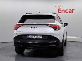 Kia Sportage HEV 1.6 4WD| 180к.с.| ВКЛ.ТЕХНОТЕСТ, снимка 4
