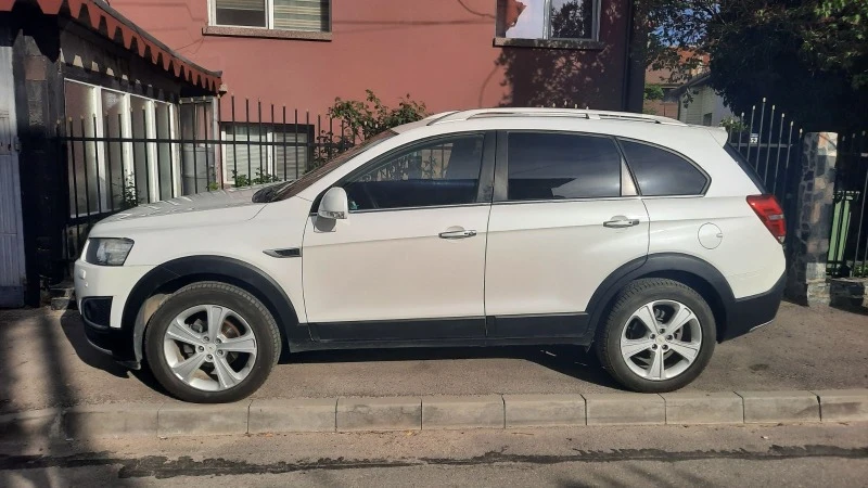 Chevrolet Captiva, снимка 3 - Автомобили и джипове - 47987204