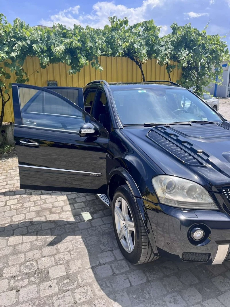 Mercedes-Benz ML 63 AMG, снимка 14 - Автомобили и джипове - 47856965