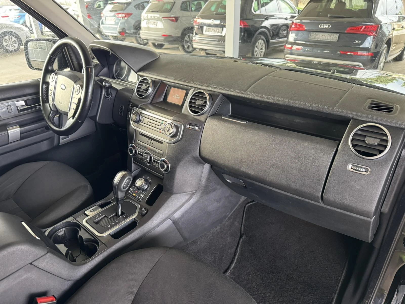 Land Rover Discovery 3.0 TDV6* 7места*  - изображение 10