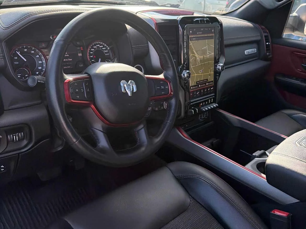 Dodge RAM 1500 REBEL /CARFAX/Кожа/Подгрев/Въздушно окачване - изображение 6