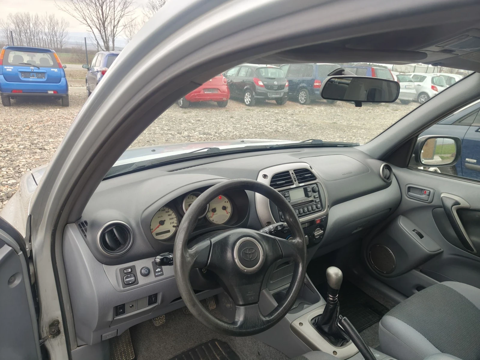 Toyota Rav4 2.0  150 4?4, снимка 10 - Автомобили и джипове - 53936075