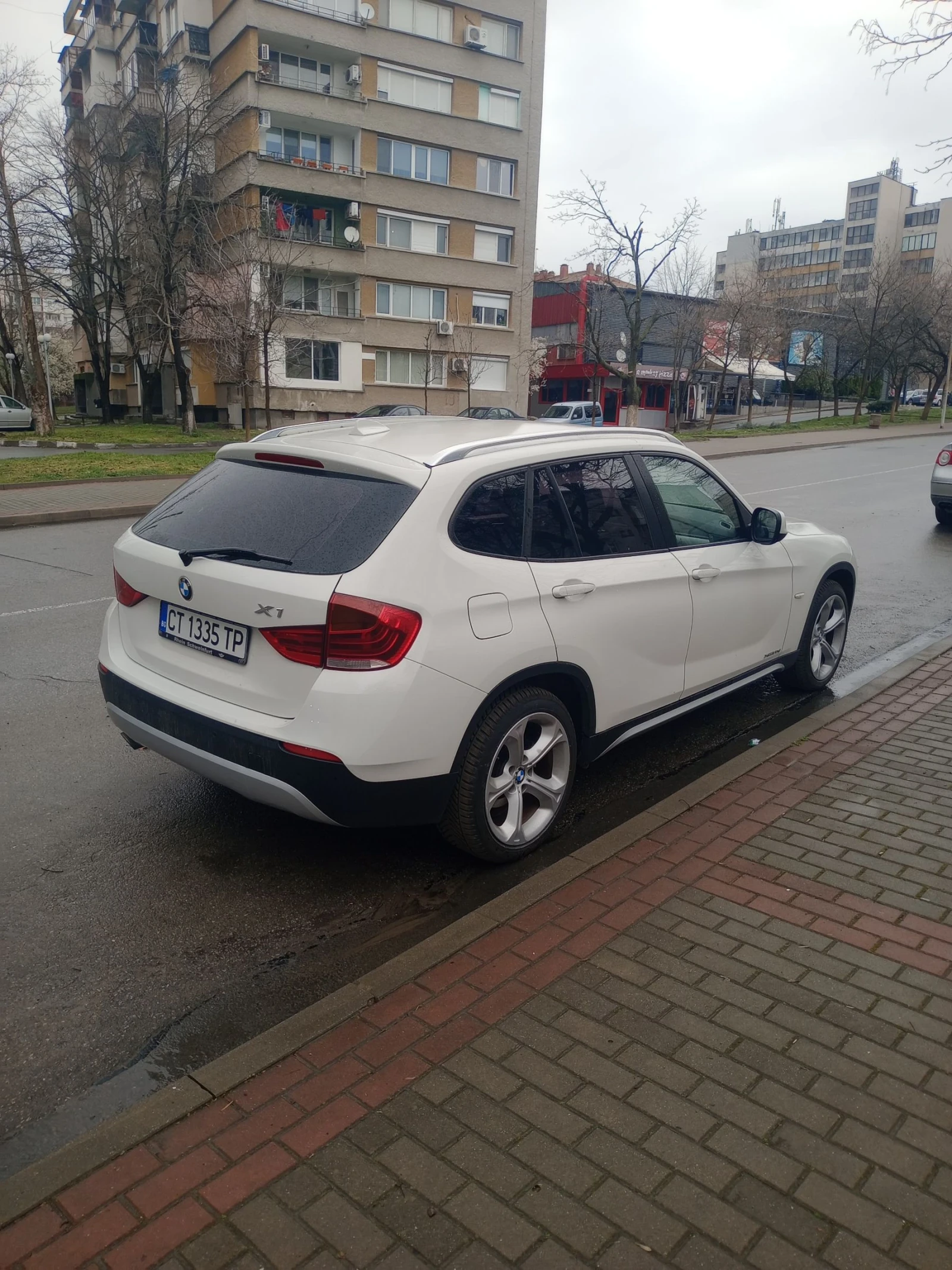 BMW X1 Джип, снимка 3 - Автомобили и джипове - 53959792