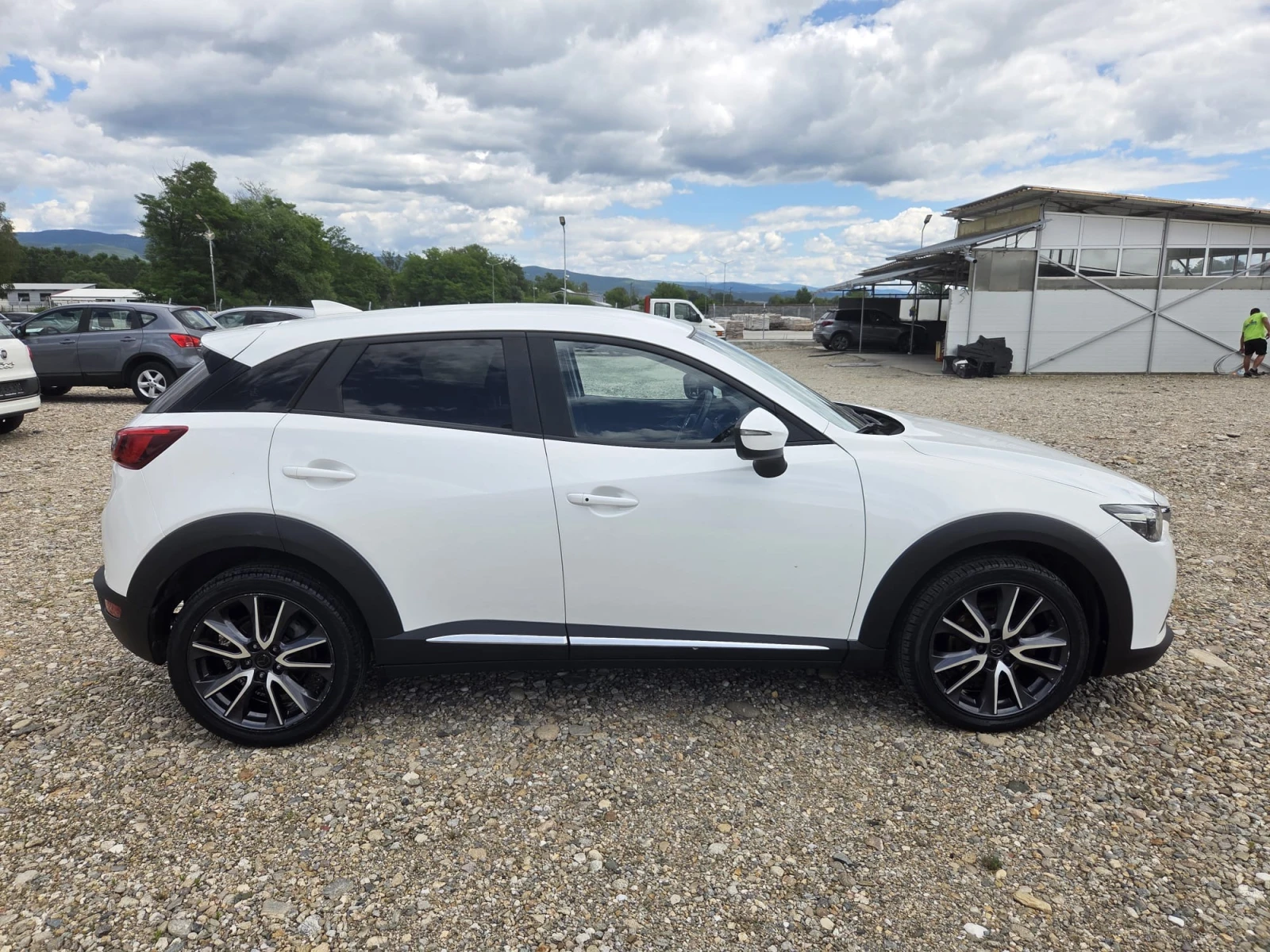 Mazda CX-3 1.5d 145000км/Head-up/Камера/Bose/Лизинг, снимка 3 - Автомобили и джипове - 54893913
