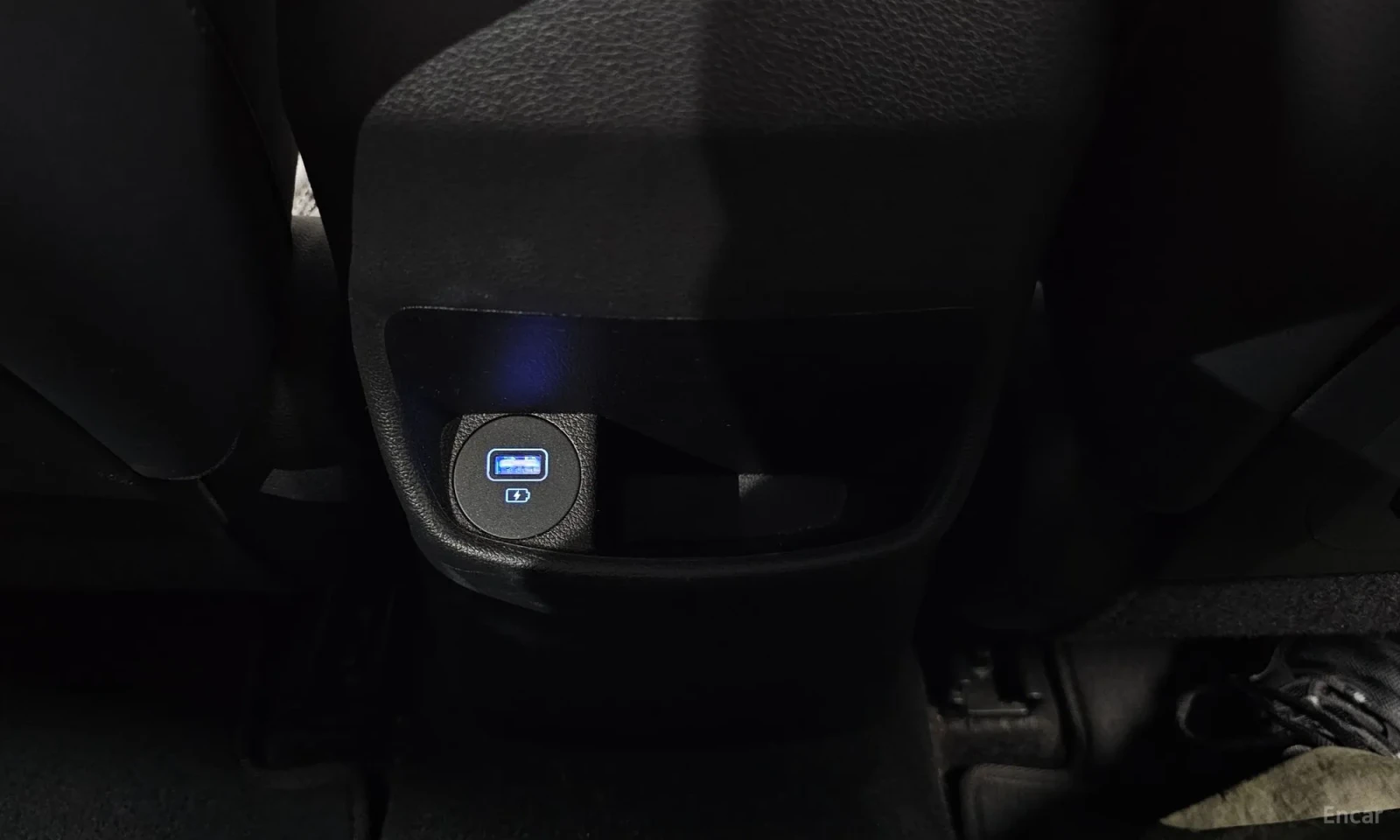 Hyundai Kona 1.6TURBO* 90000KM!!!* MODERN* 2WD* , снимка 17 - Автомобили и джипове - 55050079