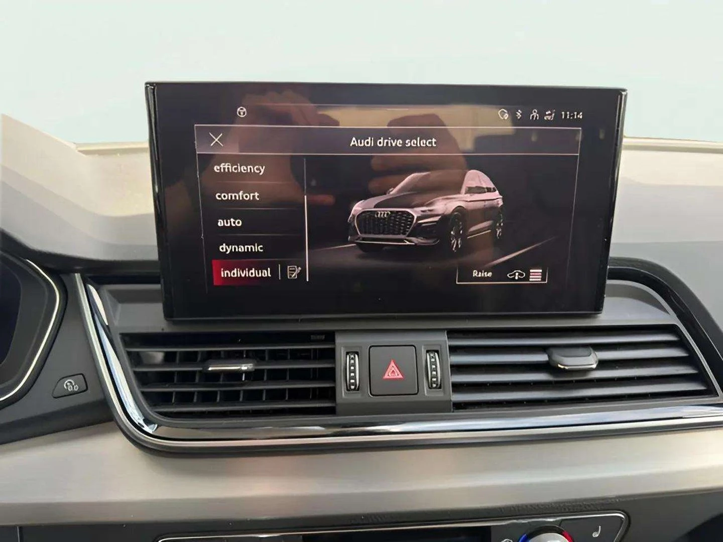 Audi Q5, снимка 5 - Автомобили и джипове - 55526155