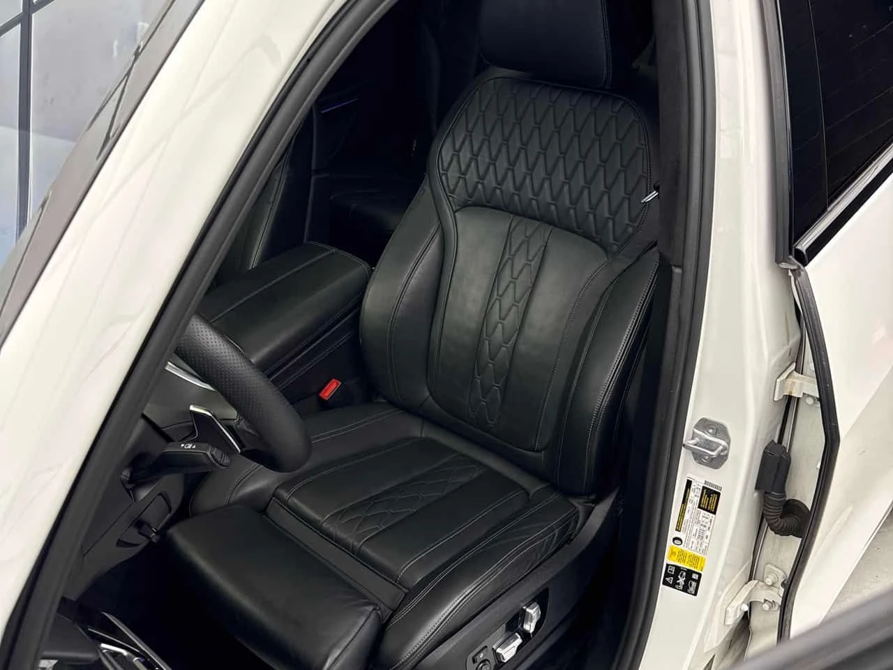 BMW X7 * xDrive40i * CARFAX * БЕЗ ИНЦИДЕНТИ * АВТОКРЕДИТ , снимка 10 - Автомобили и джипове - 55274734