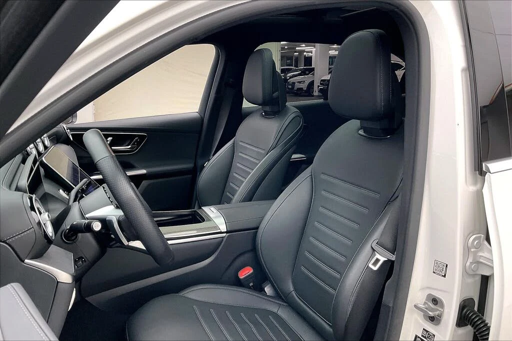 Mercedes-Benz GLC 300 4MATIC* AMG LINE* DISTRONIC* 360 КАМЕРИ* КРАЙНА ЦЕ, снимка 8 - Автомобили и джипове - 55942582