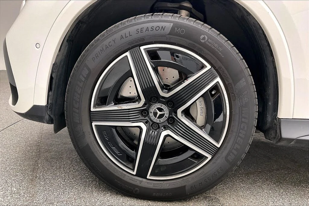 Mercedes-Benz GLC 300 4MATIC* AMG LINE* DISTRONIC* 360 КАМЕРИ* КРАЙНА ЦЕ, снимка 7 - Автомобили и джипове - 55942582