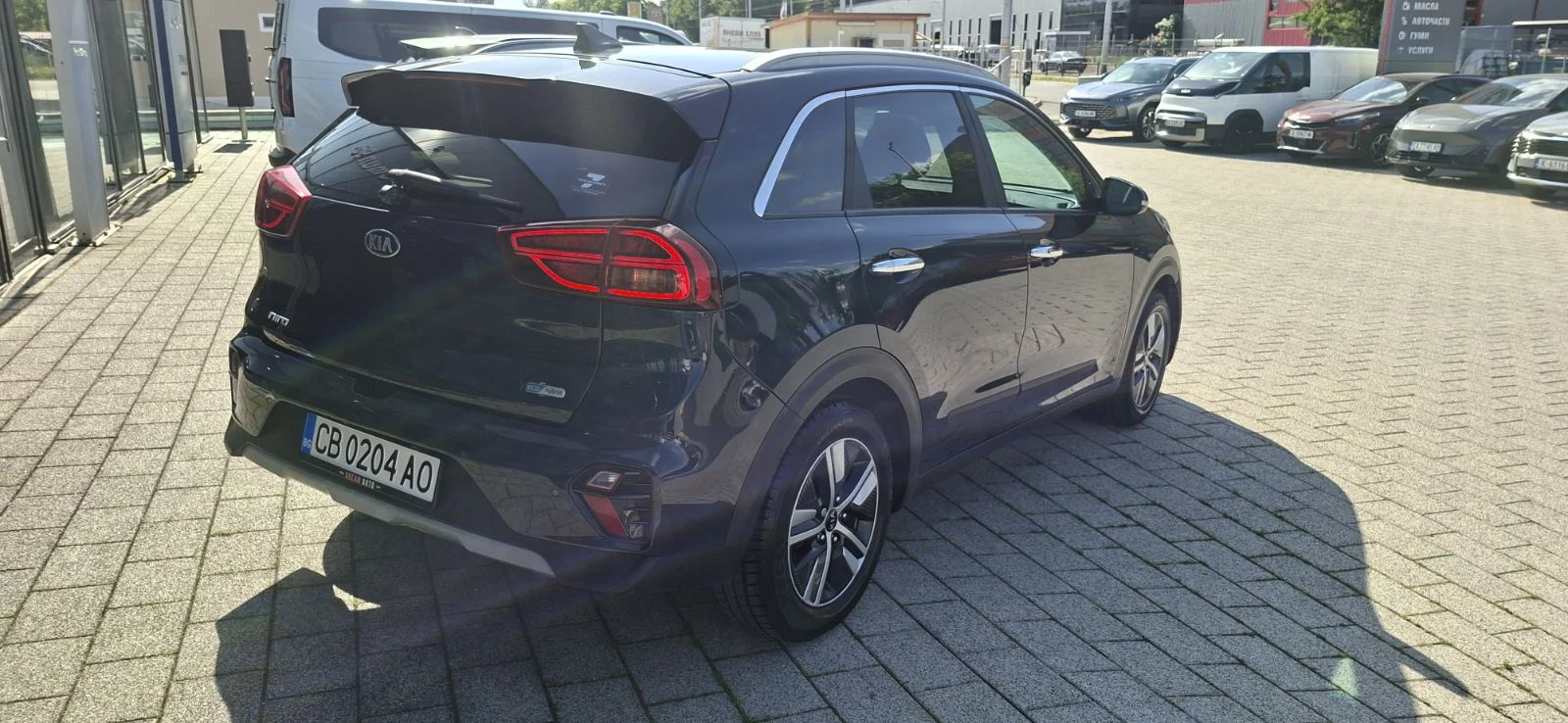 Kia Niro 1.6 GDI Hibrid DCT, снимка 4 - Автомобили и джипове - 56104507