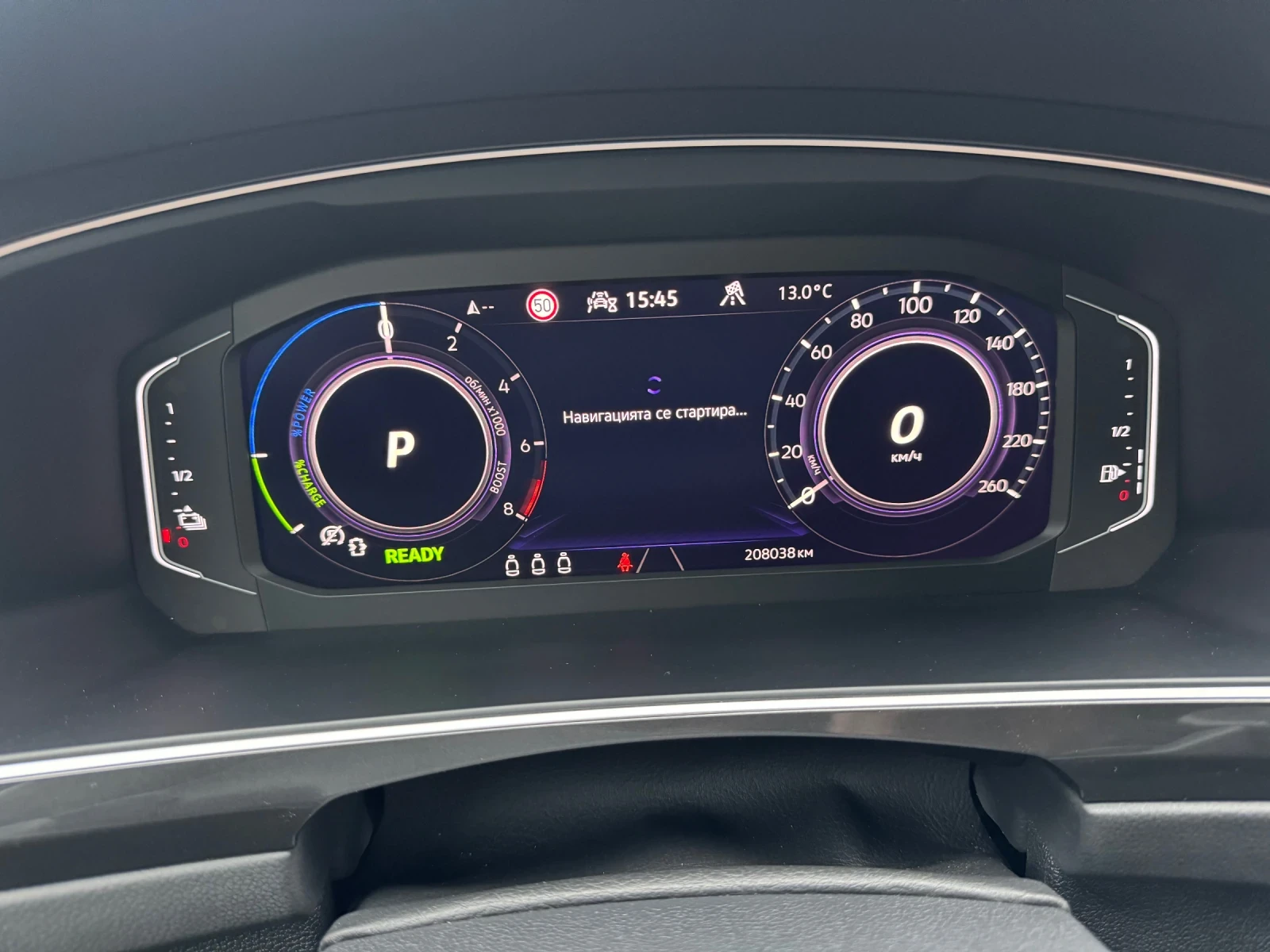 VW Tiguan, снимка 3 - Автомобили и джипове - 56713613