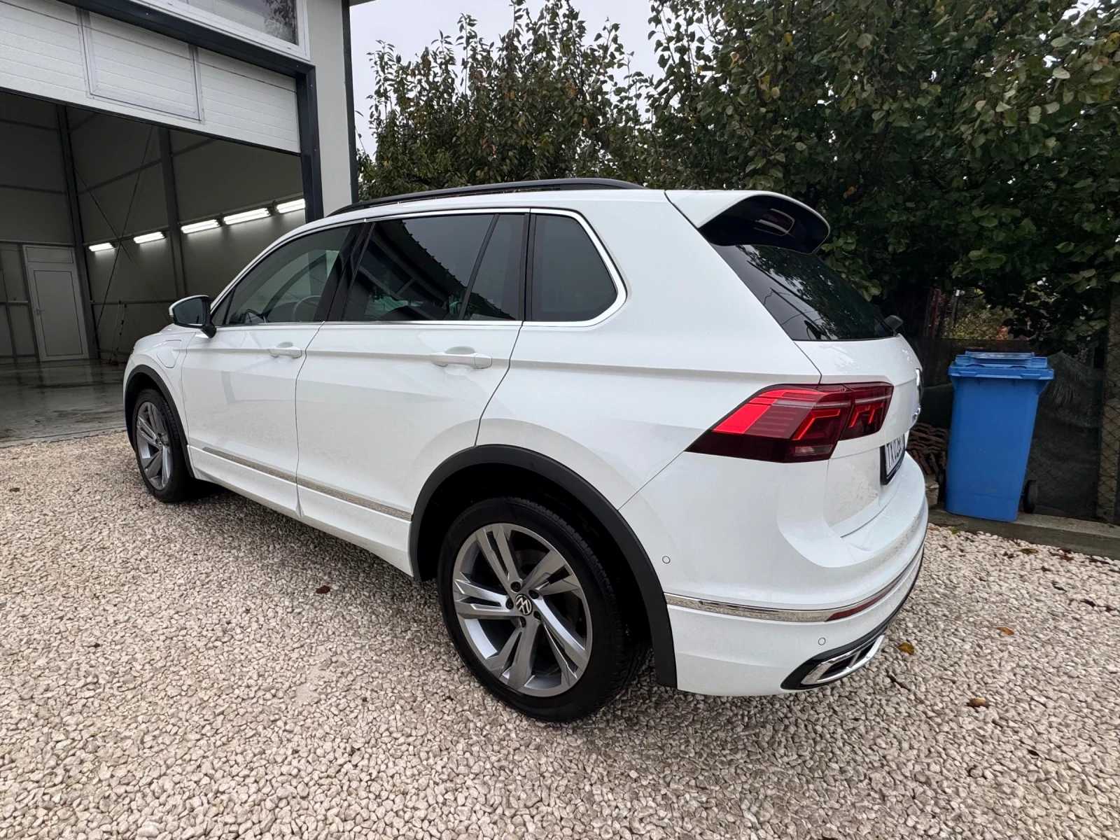 VW Tiguan, снимка 10 - Автомобили и джипове - 56713613