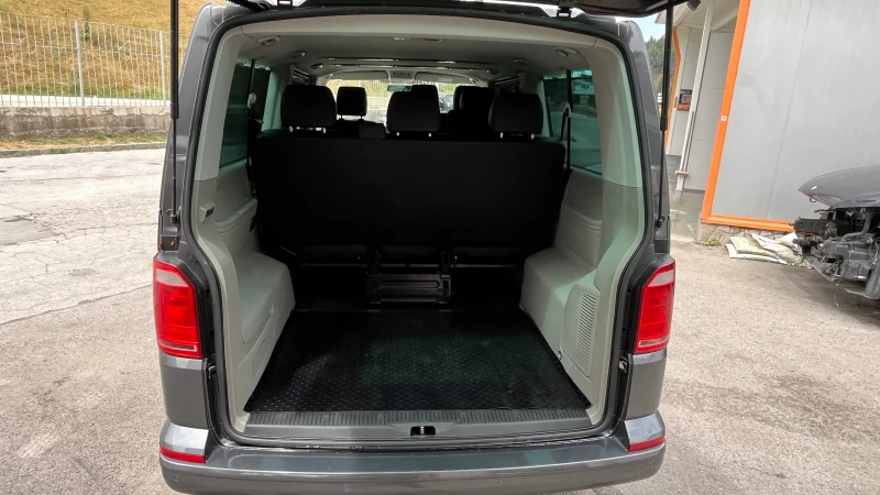 VW Caravelle, снимка 15 - Бусове и автобуси - 52683413