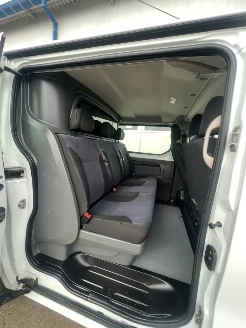 Renault Trafic 6-места / Климатик, снимка 10 - Бусове и автобуси - 51882389