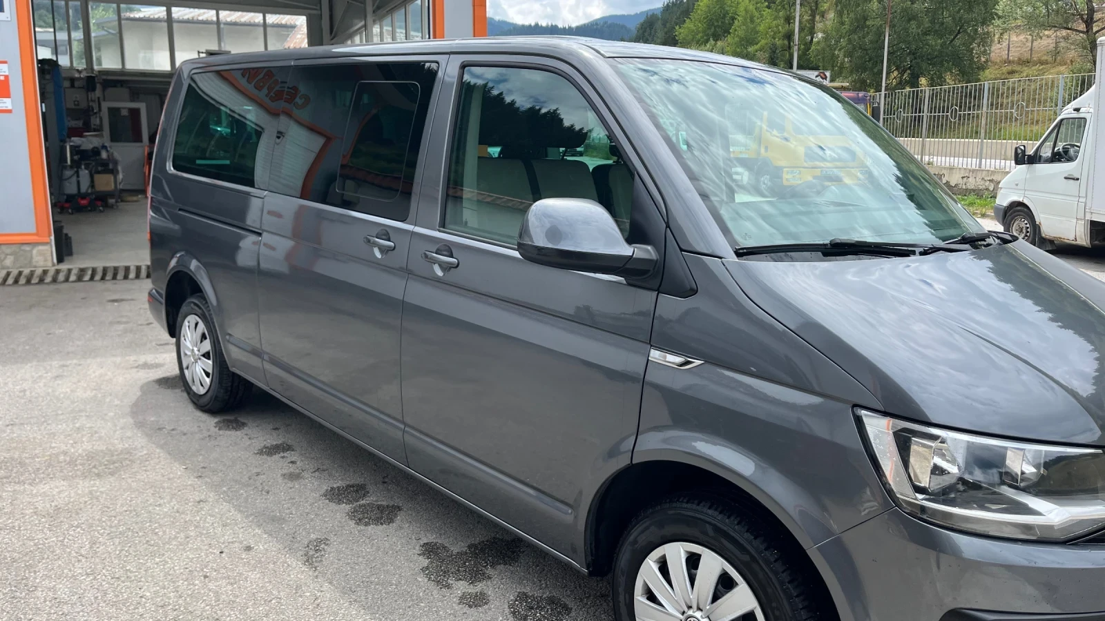 VW Caravelle  - изображение 8