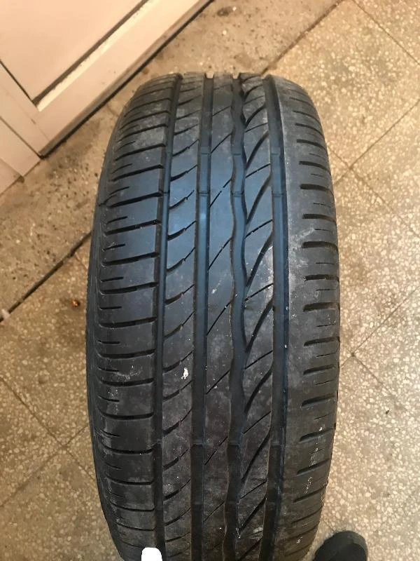 Гуми Летни 225/55R17, снимка 4 - Гуми и джанти - 44871686