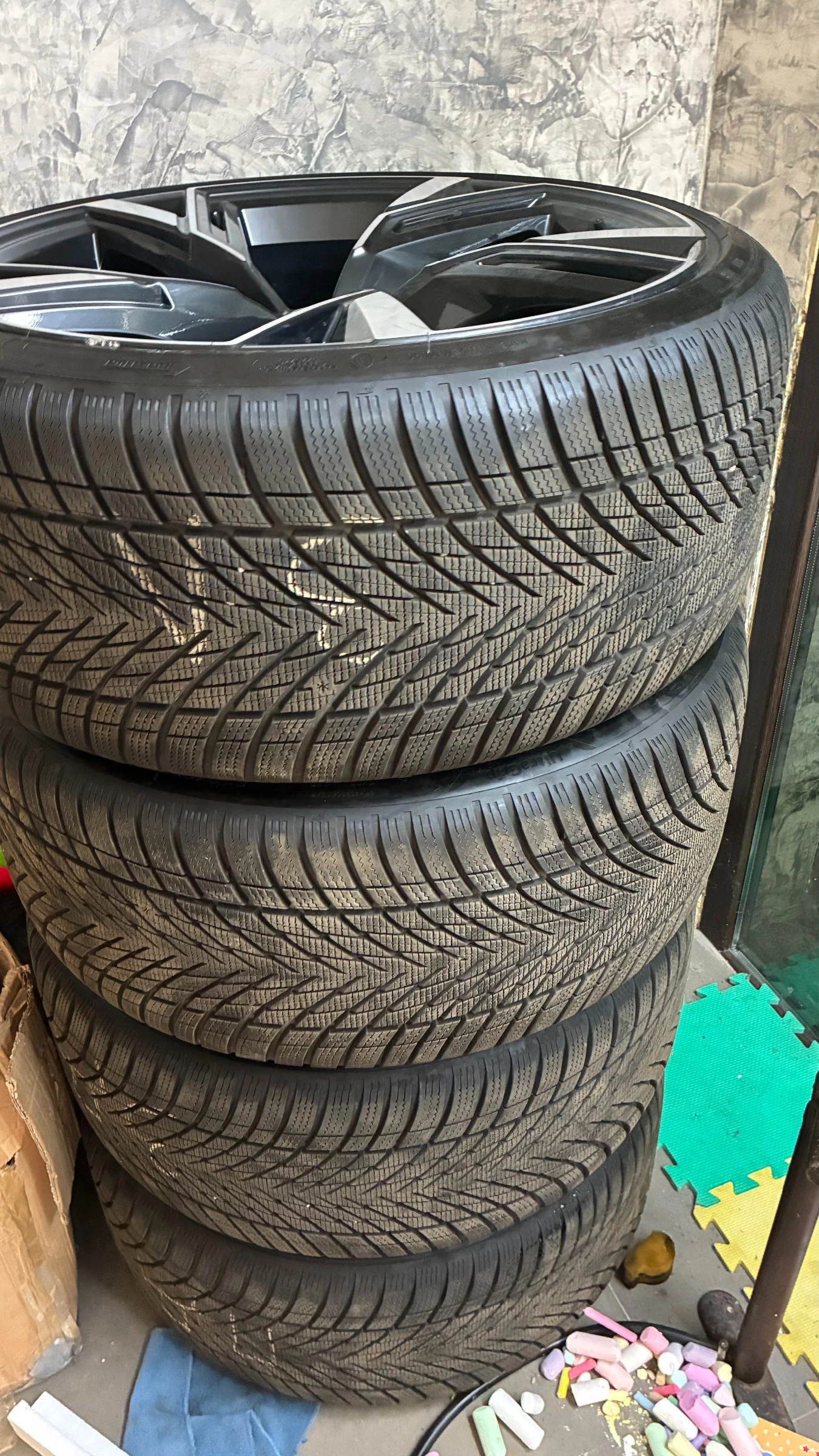 Гуми с джанти Goodyear 285/30R22, снимка 3 - Гуми и джанти - 55933646