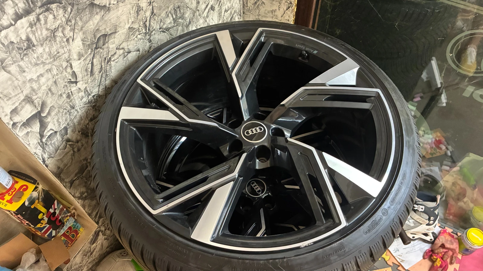 Гуми с джанти Goodyear 285/30R22, снимка 5 - Гуми и джанти - 55933646