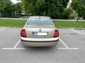 Skoda Superb 2.0i, снимка 4