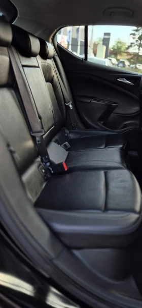 Opel Astra 1.6D* АВТОМАТ* NAVI* HEAD UP* ПОДГРЕВ* ОБДУХВАНЕ - 8900 € / 17406.89 лв. - 83928959 15