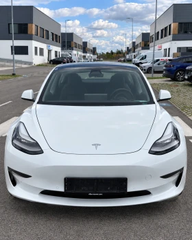 ����� �� �������� �� Tesla Model 3 Long Range AWD 12.2020 �. ����� 2021 ��� �������