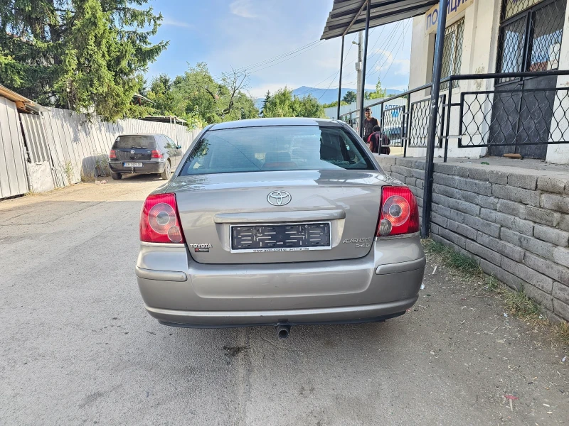 Toyota Avensis Facelift!! 6СК! * КЛИМАТРОНИК* КОЖА!НАВИ!   ТОП!!, снимка 4 - Автомобили и джипове - 52498405