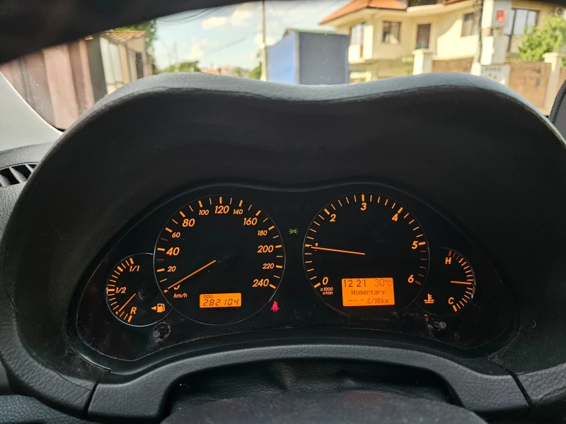 Toyota Avensis Facelift!! 6СК! * КЛИМАТРОНИК* КОЖА!НАВИ!   ТОП!!, снимка 15 - Автомобили и джипове - 52498405