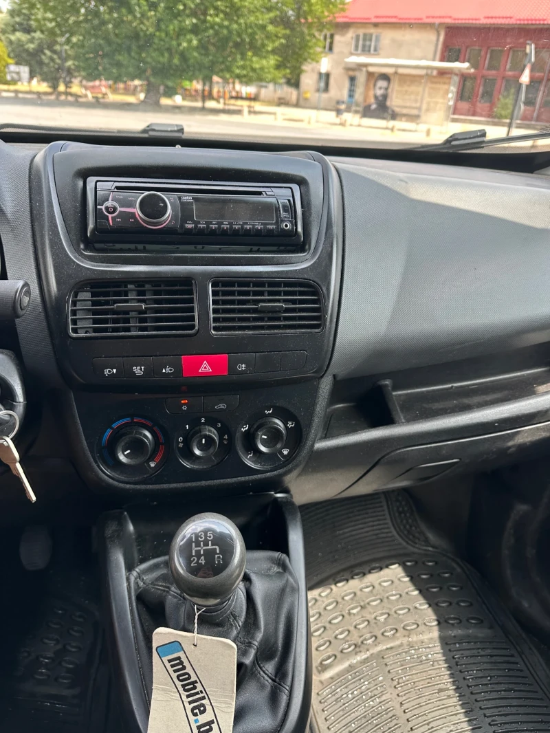 Fiat Doblo 1.4i , снимка 8 - Автомобили и джипове - 47038198