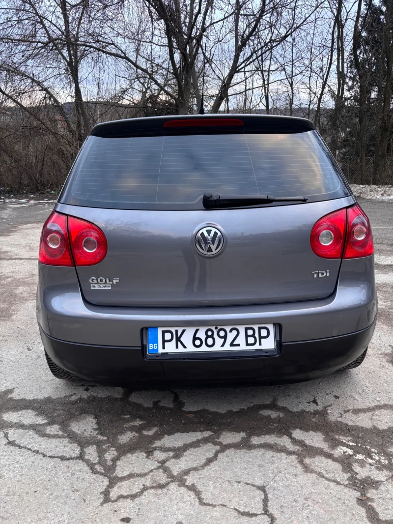 VW Golf, снимка 6 - Автомобили и джипове - 48802366