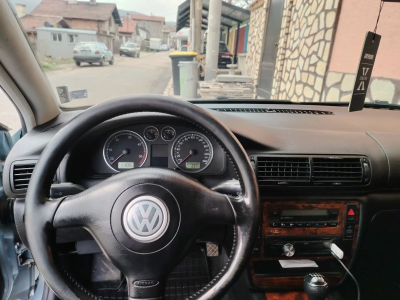 VW Passat 1.9 TDI 131к.с., снимка 15 - Автомобили и джипове - 49597493