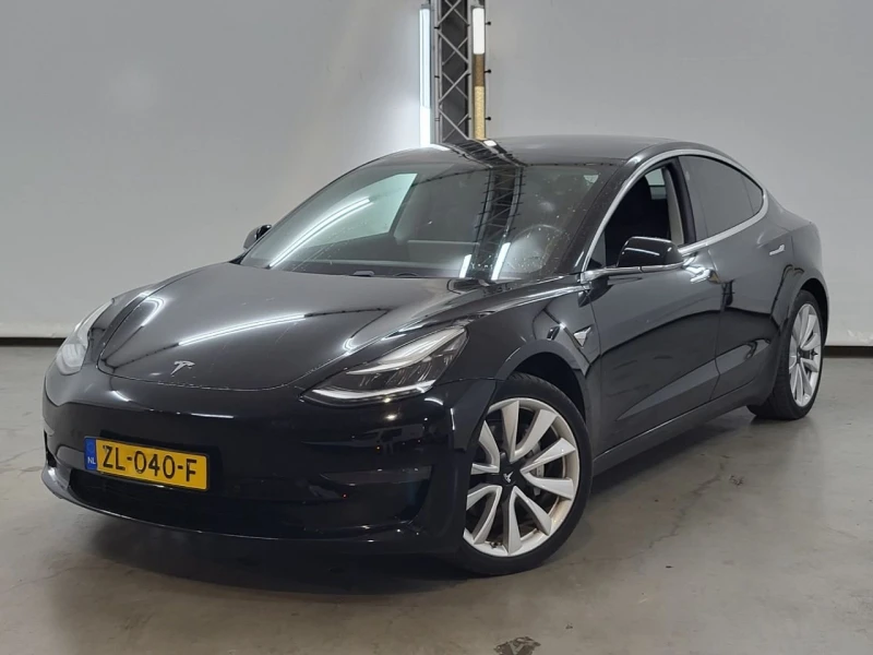 Tesla Model 3  4х4 Европейска Гаранция, снимка 2 - Автомобили и джипове - 50392053