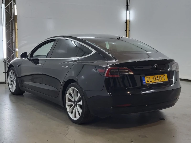 Tesla Model 3  4х4 Европейска Гаранция, снимка 4 - Автомобили и джипове - 50392053
