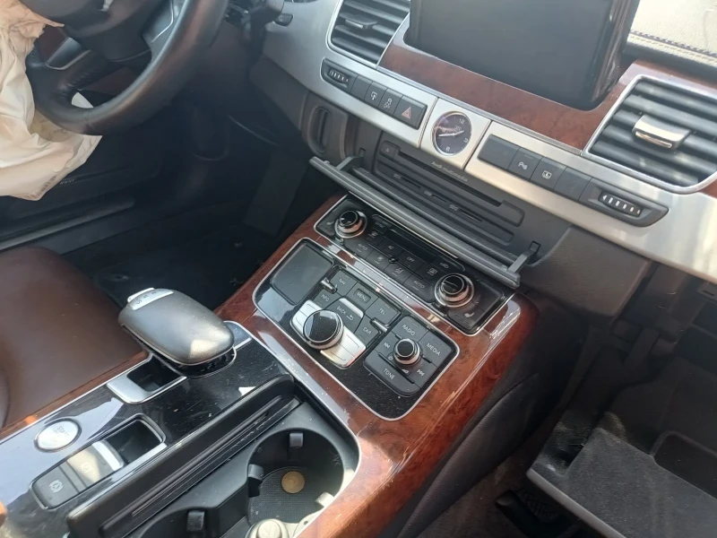 Audi A8 4.2TDI, снимка 7 - Автомобили и джипове - 52809388