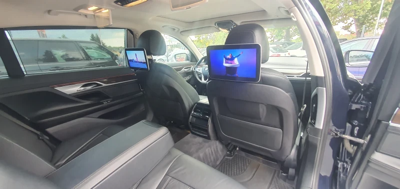 BMW 740 LONG X DRIVE , снимка 15 - Автомобили и джипове - 51193559