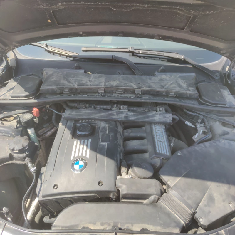 BMW 325 3.0i, снимка 12 - Автомобили и джипове - 52507599