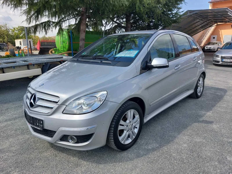 Mercedes-Benz B 200 2.0i, снимка 15 - Автомобили и джипове - 51836993