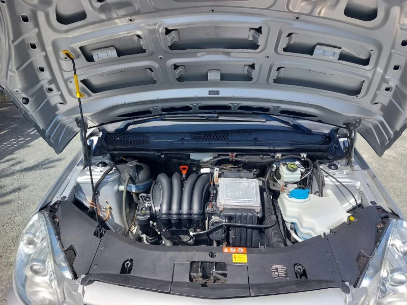 Mercedes-Benz B 200 2.0i, снимка 5 - Автомобили и джипове - 51836993