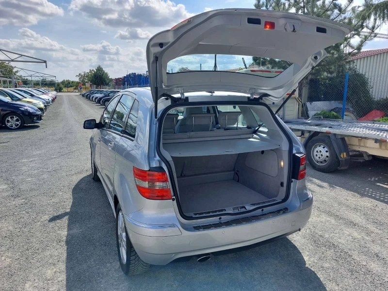 Mercedes-Benz B 200 2.0i, снимка 10 - Автомобили и джипове - 51836993