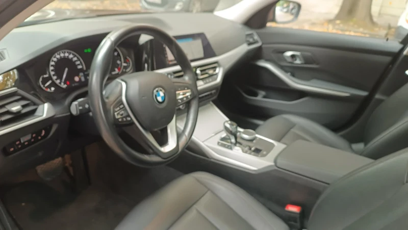 BMW 318, снимка 13 - Автомобили и джипове - 52040957